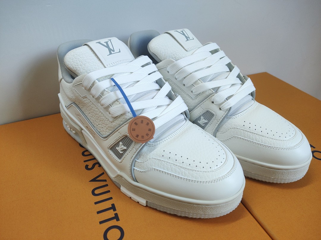 Louis Vuitton LV Trainer White Signature - Image 6