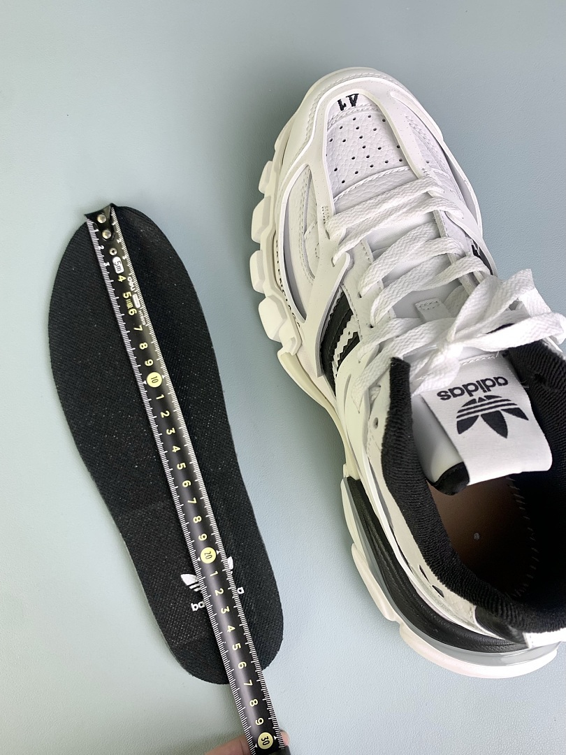 Balenciaga BLCG Track 3.0 - Image 7