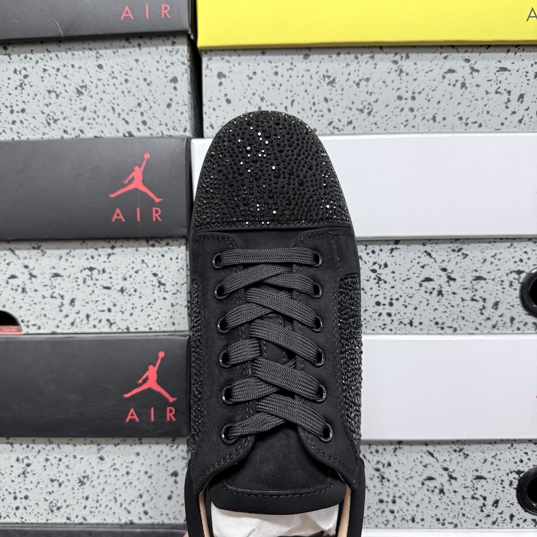 Christian Louboutin CL - Image 9