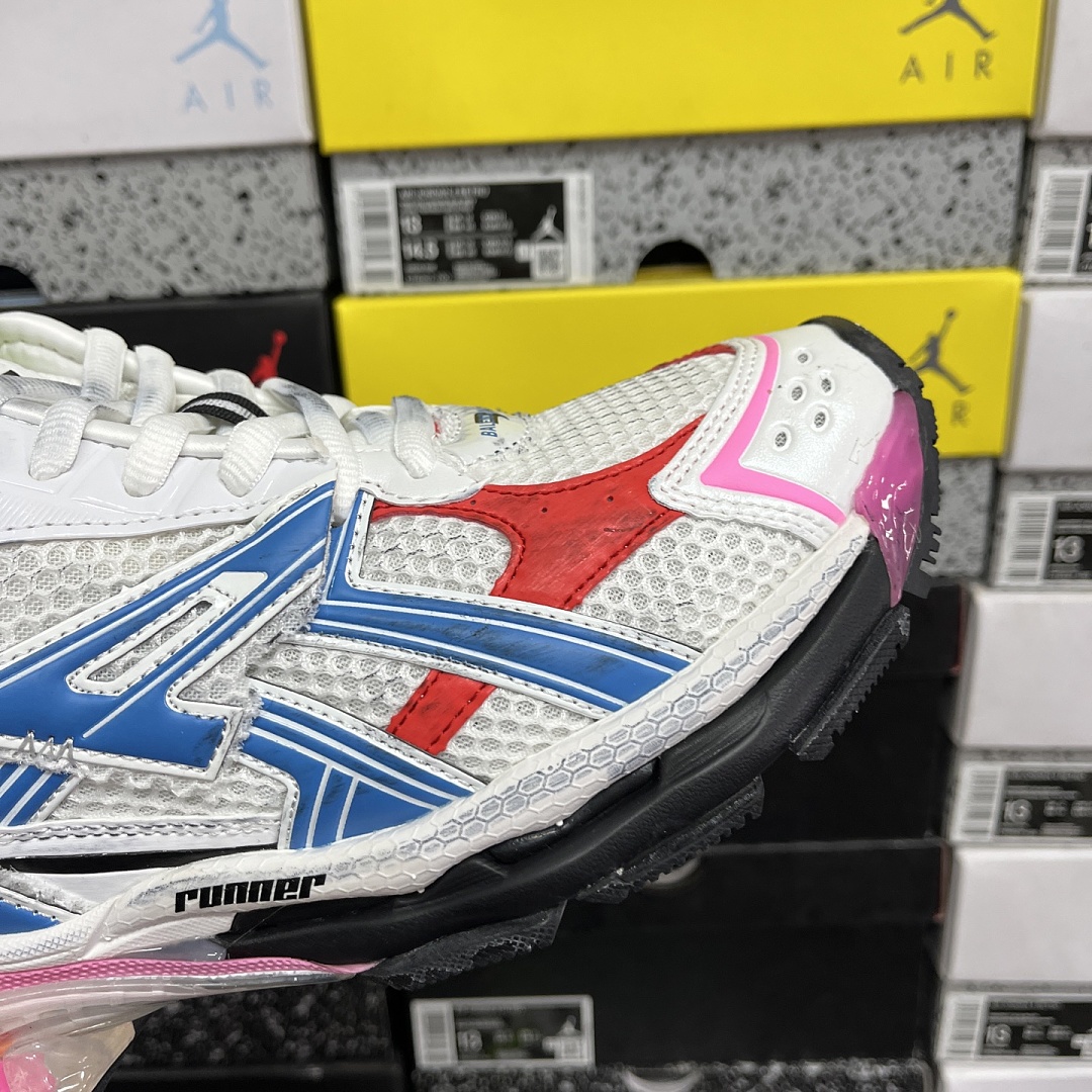 Balenciaga BLCG Runner 7.0 - Image 5