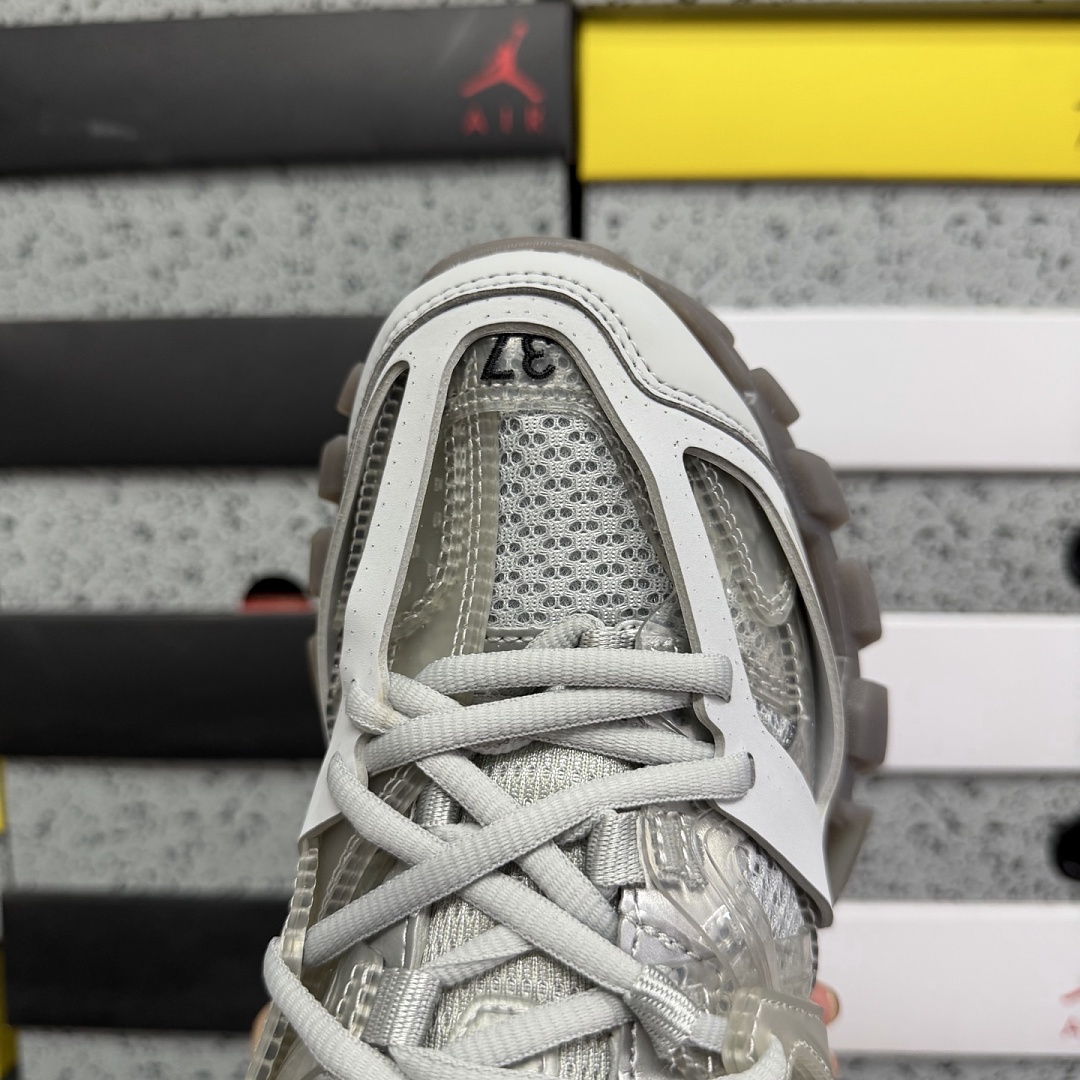 Balenciaga Track - Image 11