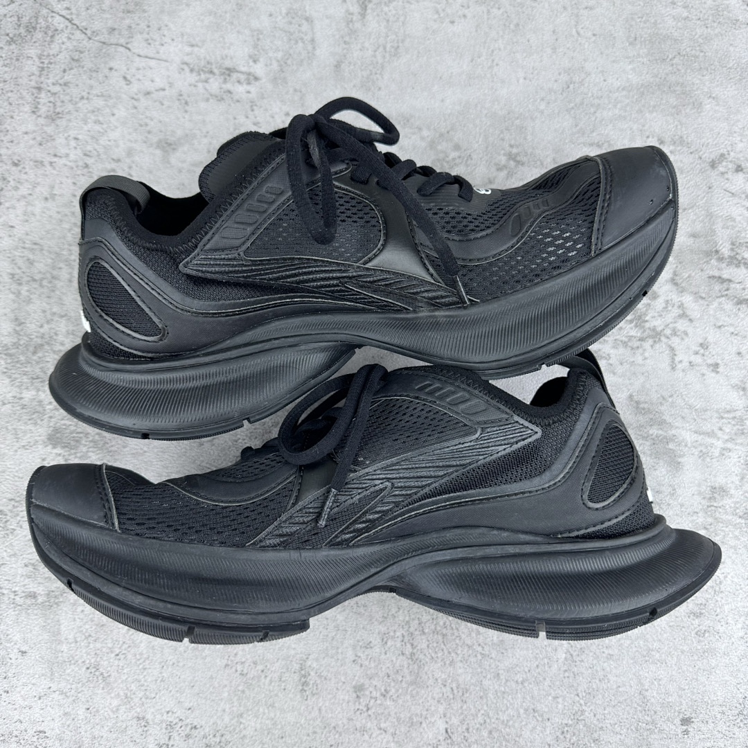Balenciaga Circuit - Image 8