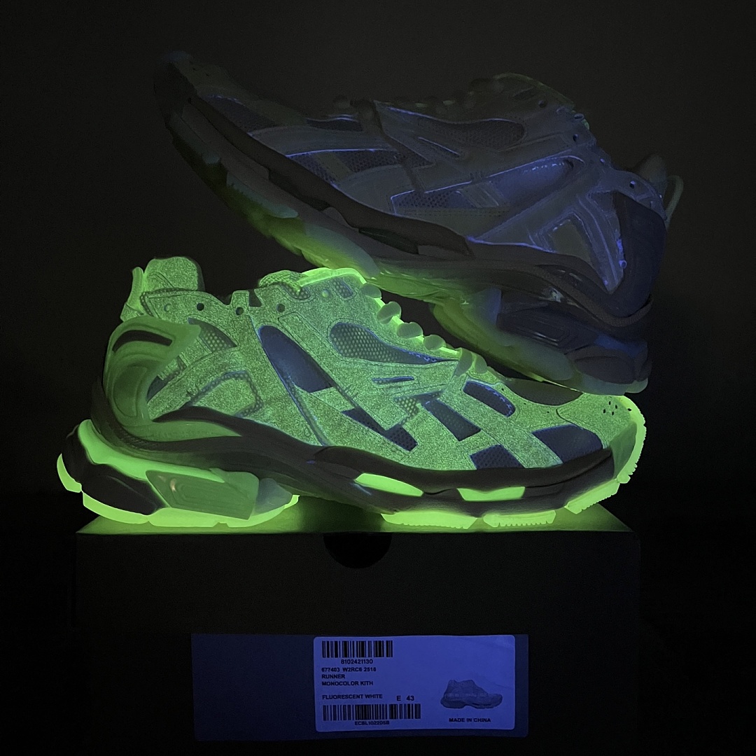 Balenciaga BLCG Runner 7.0 - Image 2