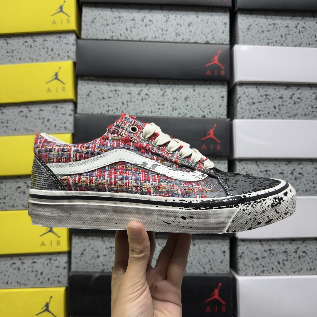 Vans Premium Old Skool Charms Red Black V - Image 4