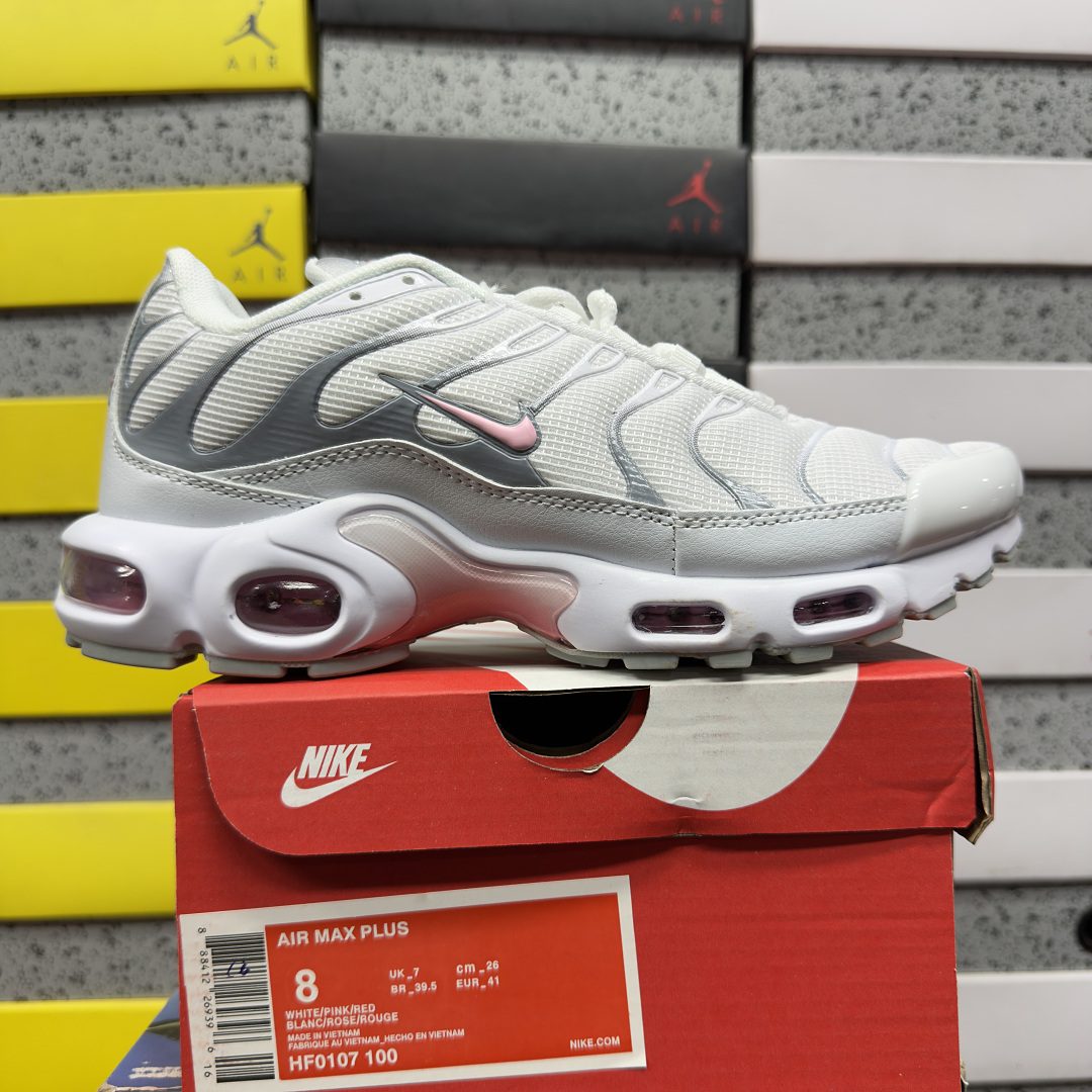 Nike Air Max Plus Summit White Pink Rise