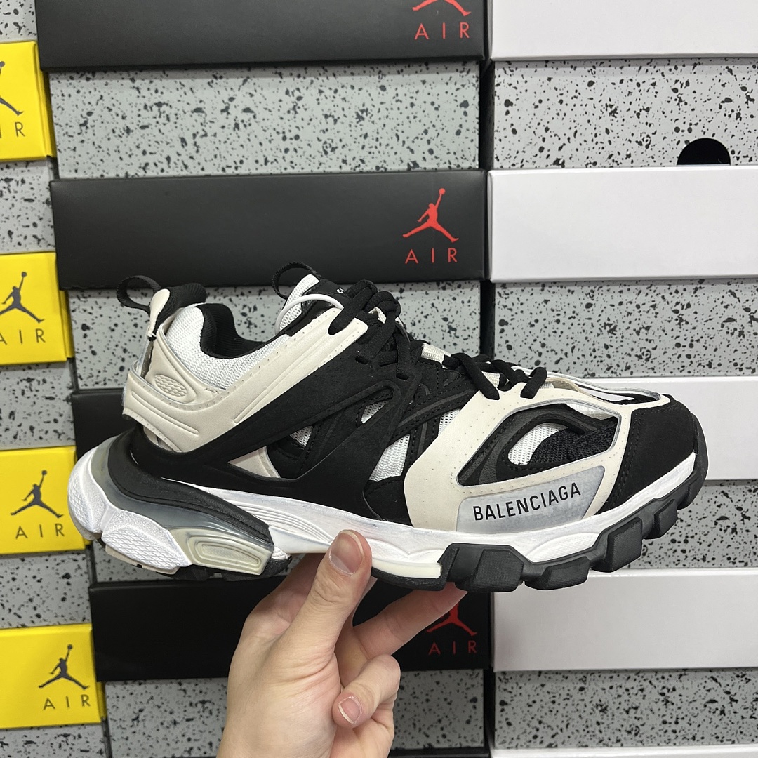 Balenciaga Track - Image 7