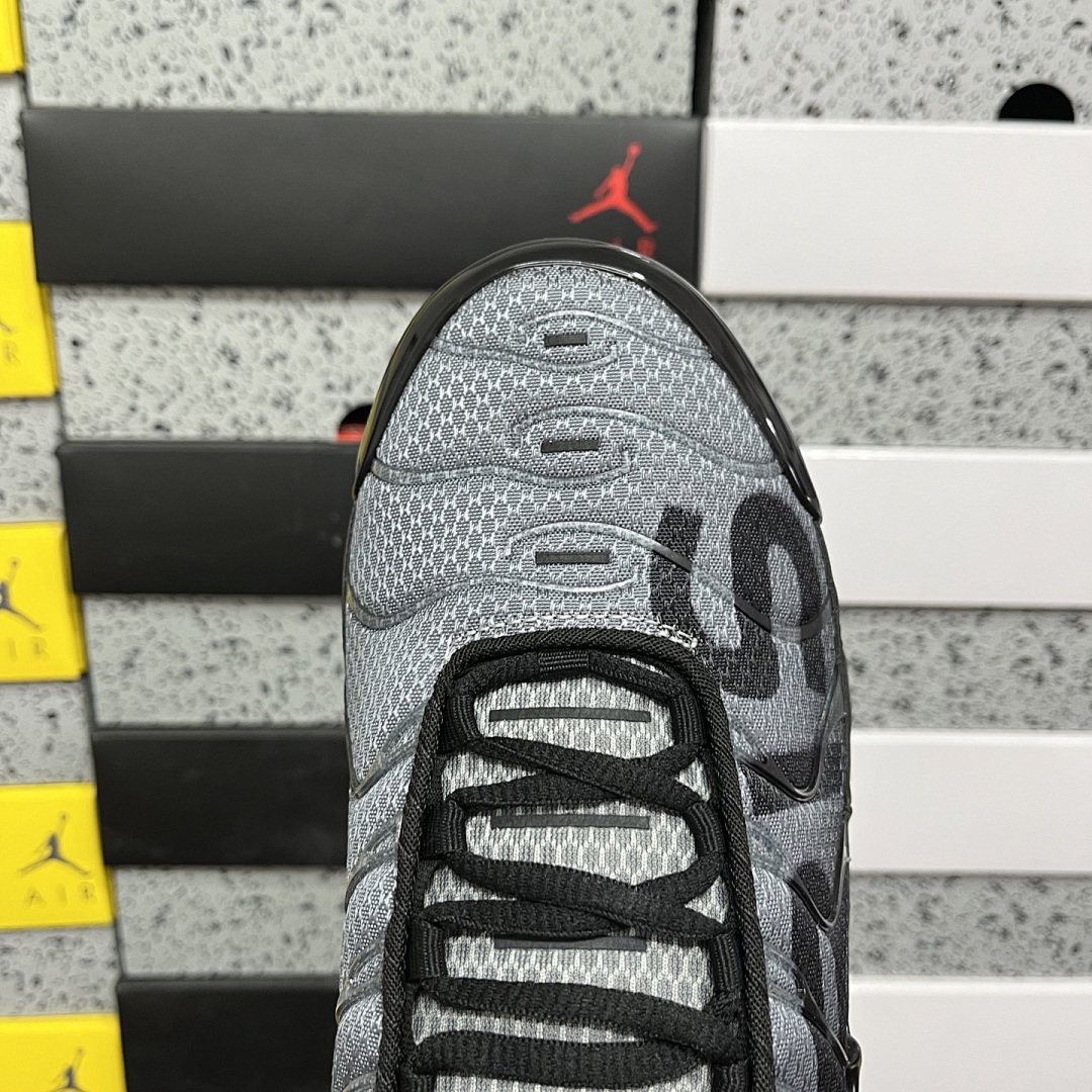 Nike Air Max Plus PSG Paris Saint-Germain Black Particle (Grey) - Image 6