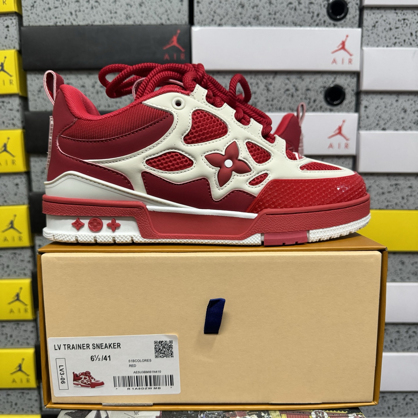 Louis Vuitton Skate Sneaker V3-6 - Image 10