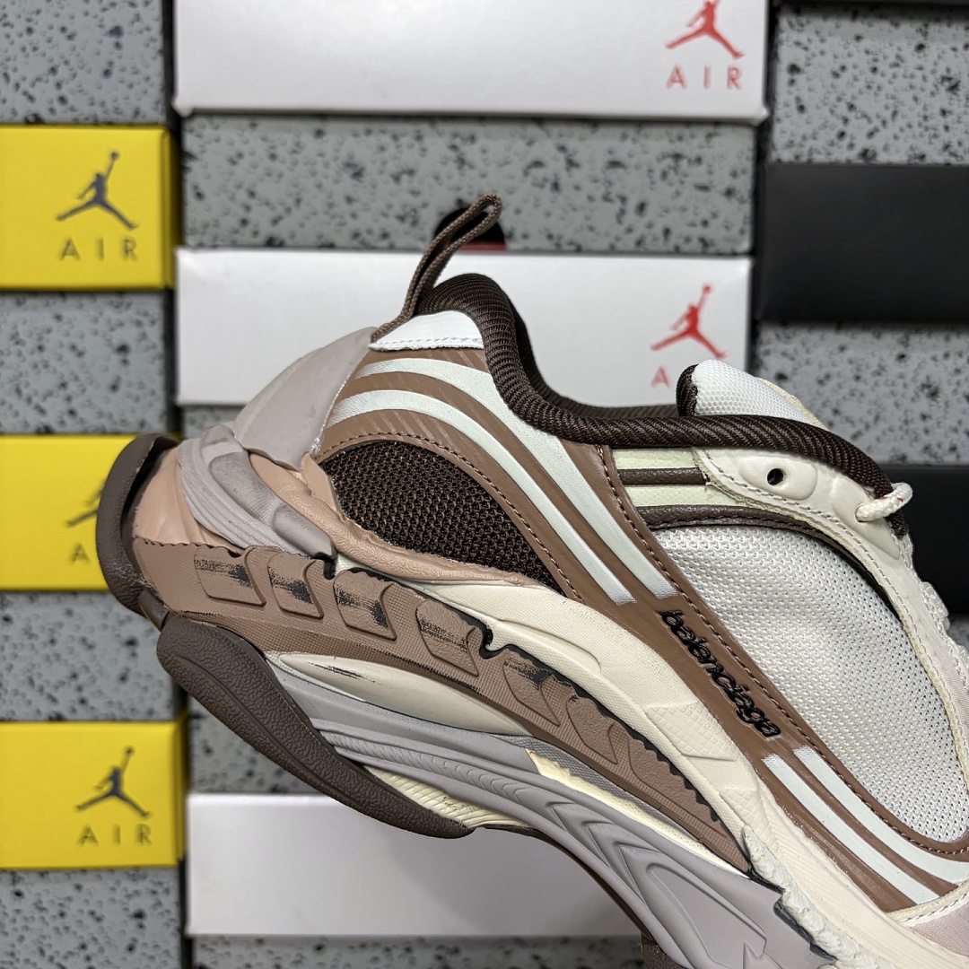 Balenciaga Triple S 2 - Image 10