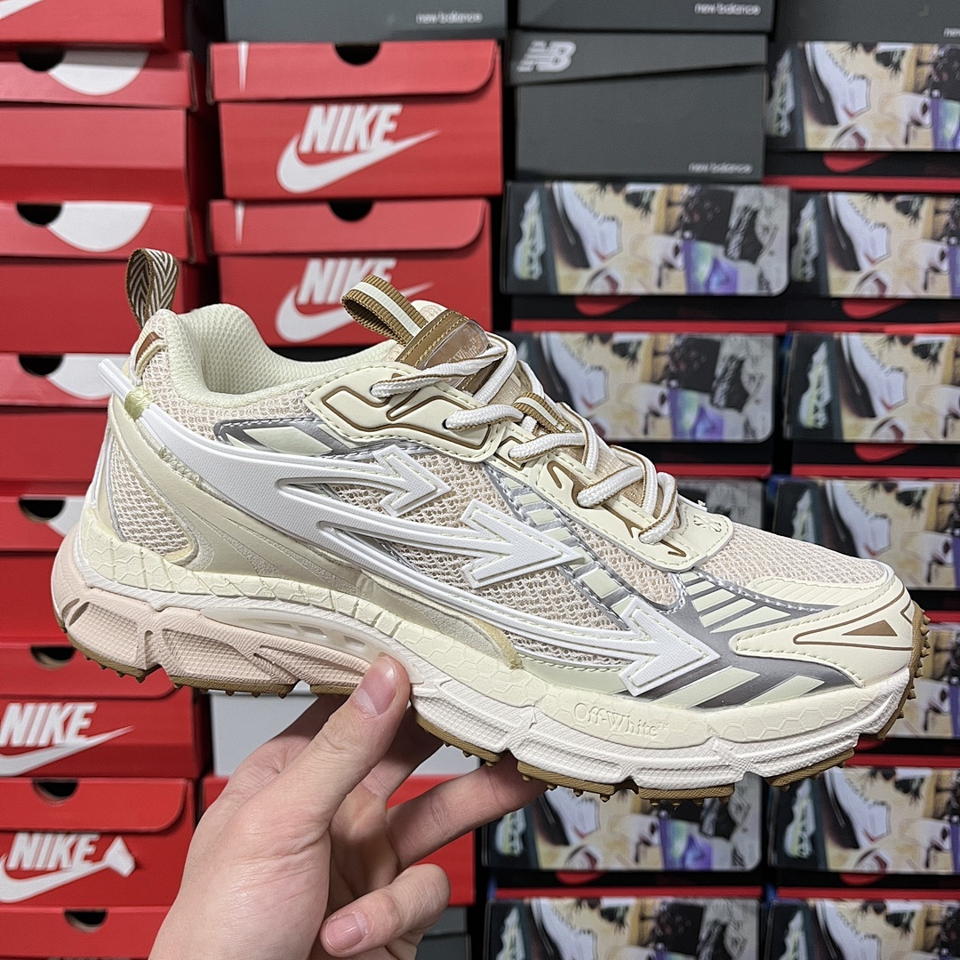 Off-White Be Right Back - Image 9