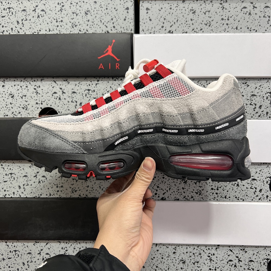 Nike Air Max 95 SP Undefeated Geo Tokyo Bright Crimson - Image 2