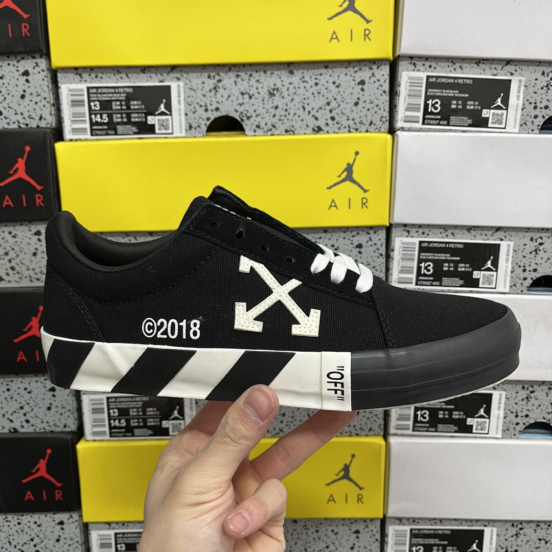 Off-White Abloh Vulc Low Top (Black)