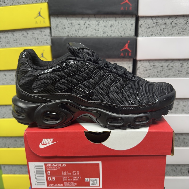 Nike Air Max Plus Triple Black 604133-050