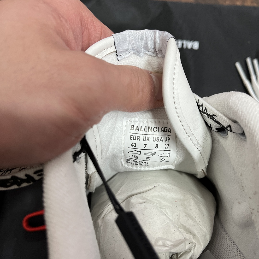 Balenciaga Hamptons Sneakers - Image 3