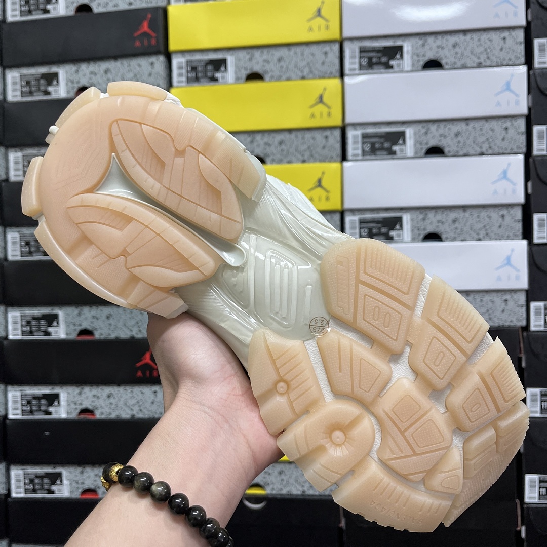 Balenciaga Runner/7.5 - Image 107