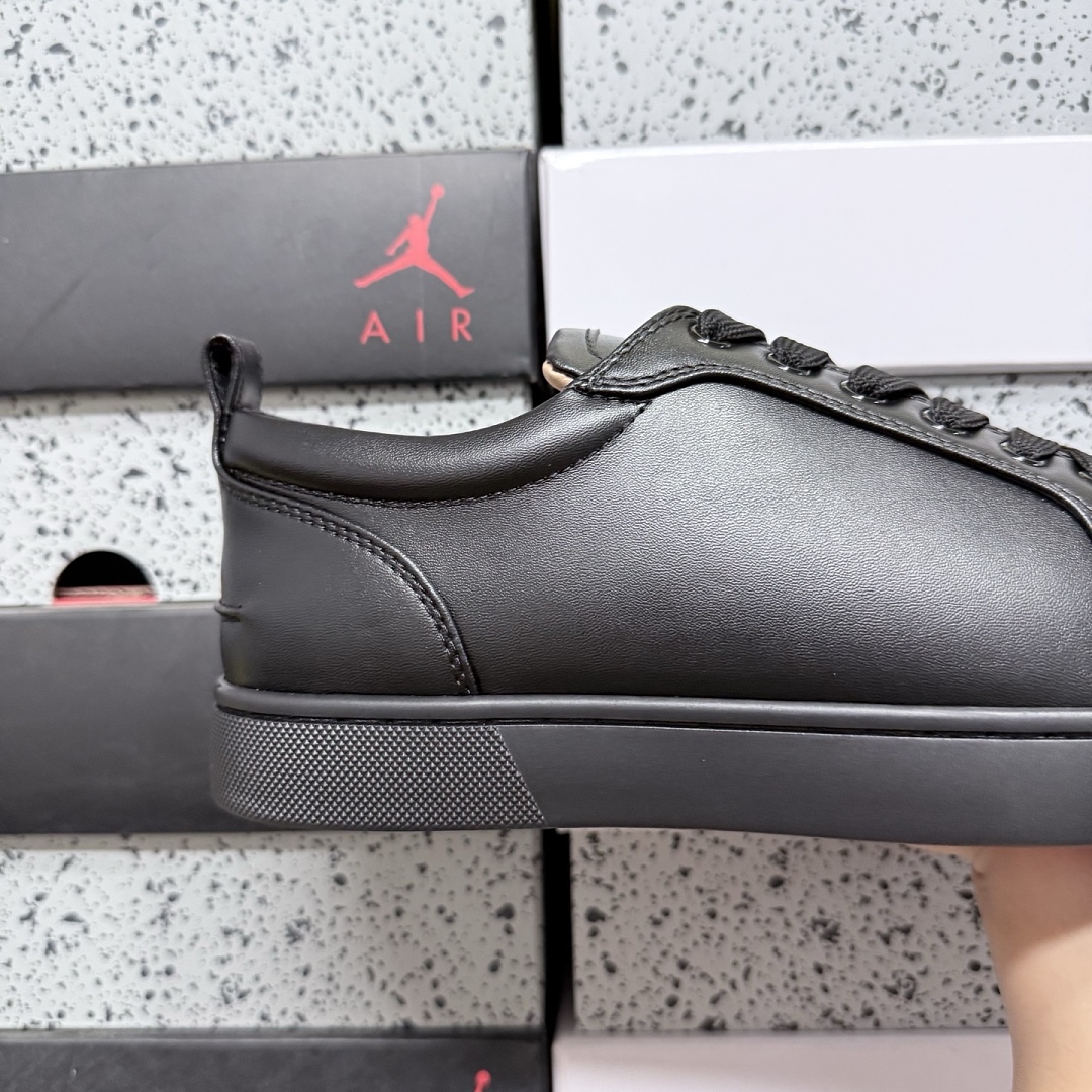 Christian Louboutin CL 1130548CM53 Black Patent - Image 9