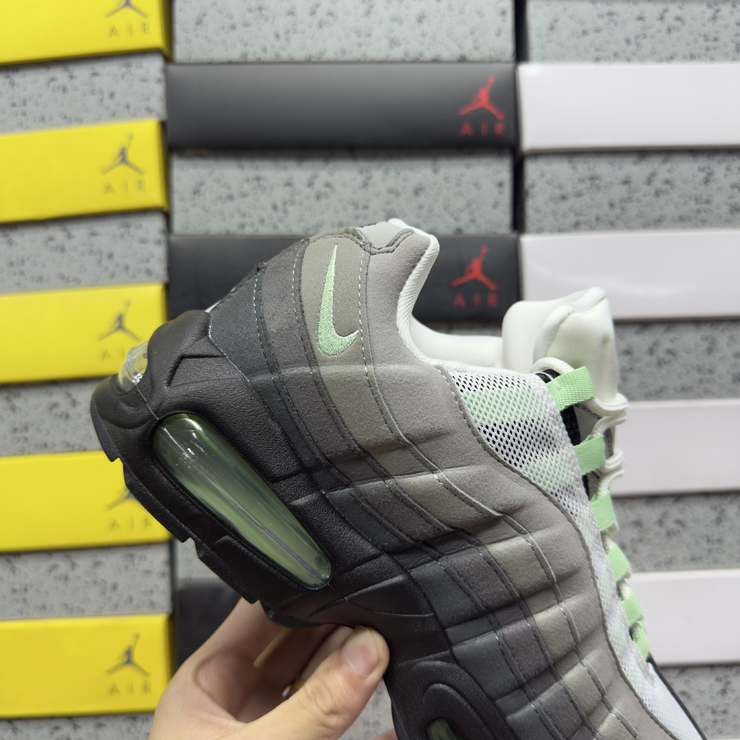 Nike Air Max 95 OG Big Bubble Fresh Mint - Image 4