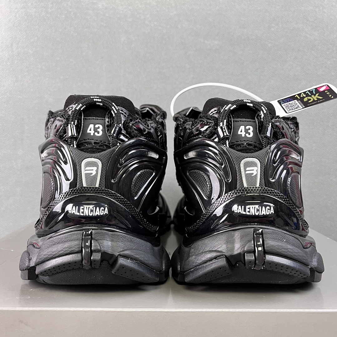 Balenciaga Runner - Image 18