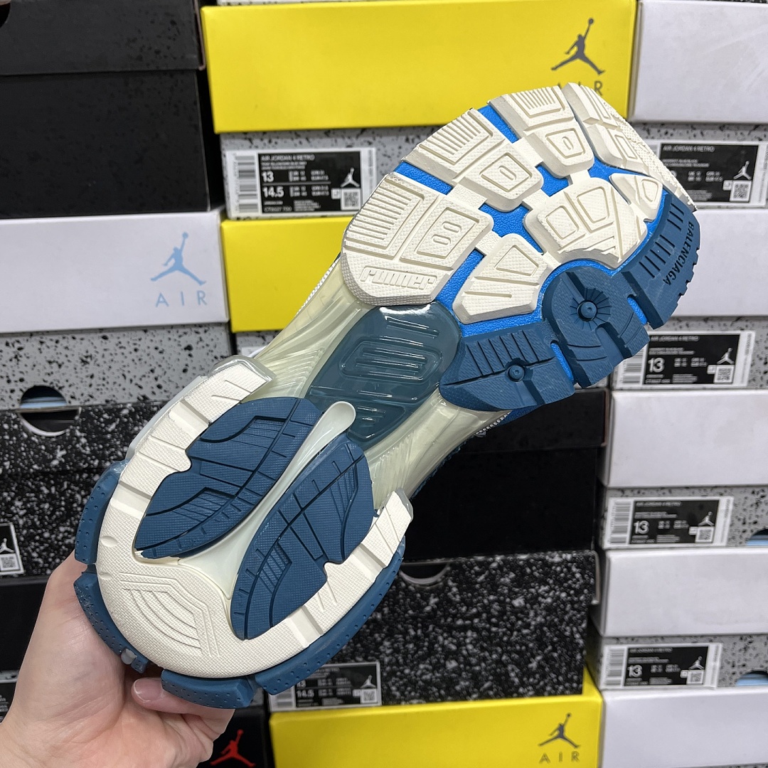 Balenciaga BLCG Runner 7.5 - Image 6