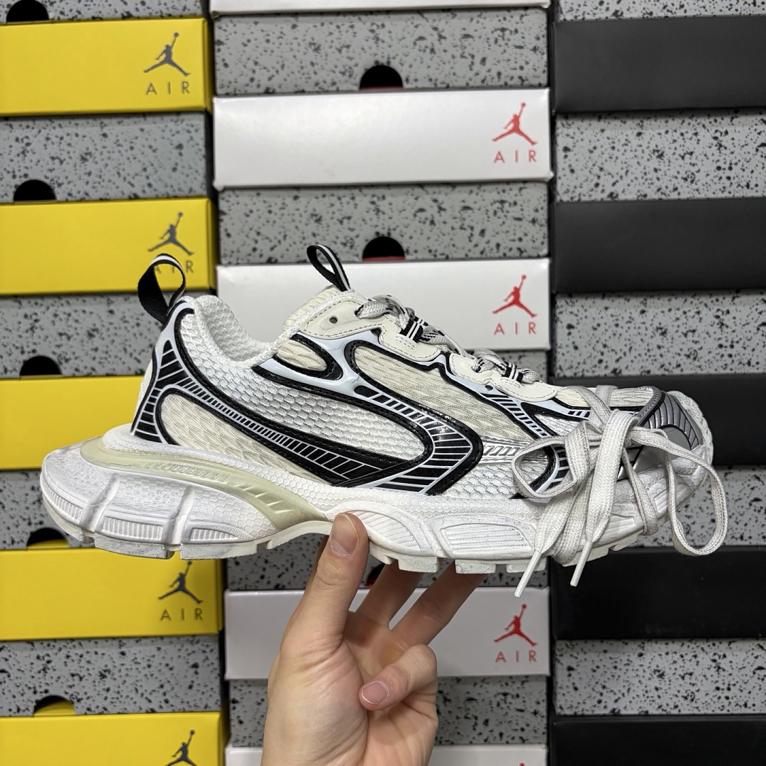 Balenciaga BLCG 3XL - Image 2