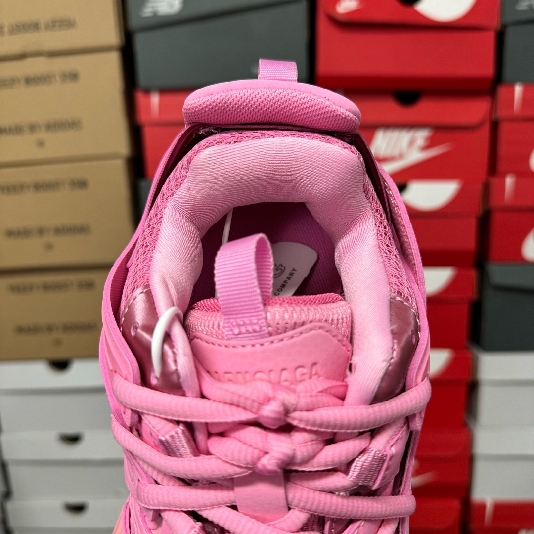 Balenciaga Track Pink LED - Image 3