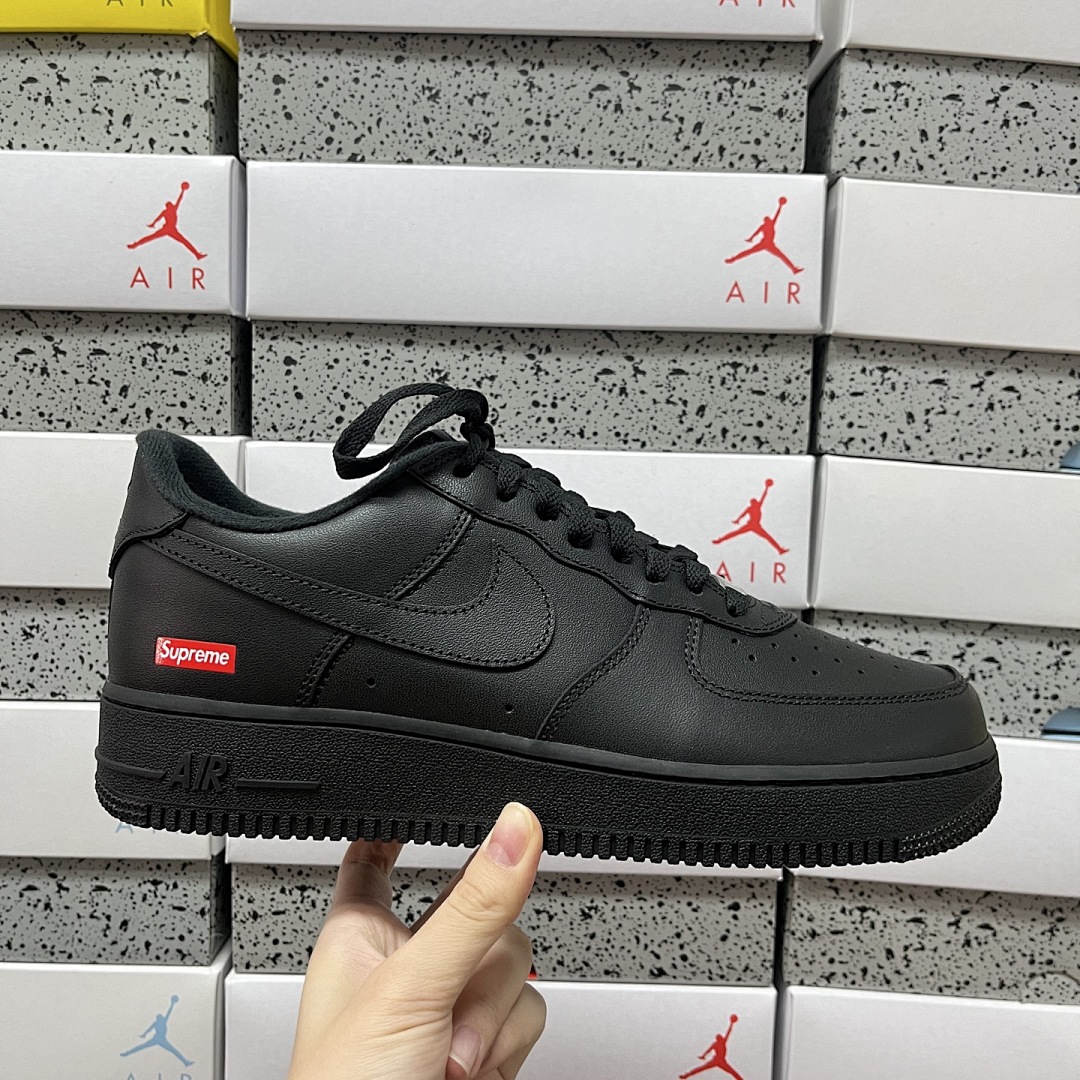 Nike Air Force 1 Low Supreme (Black) - Image 9