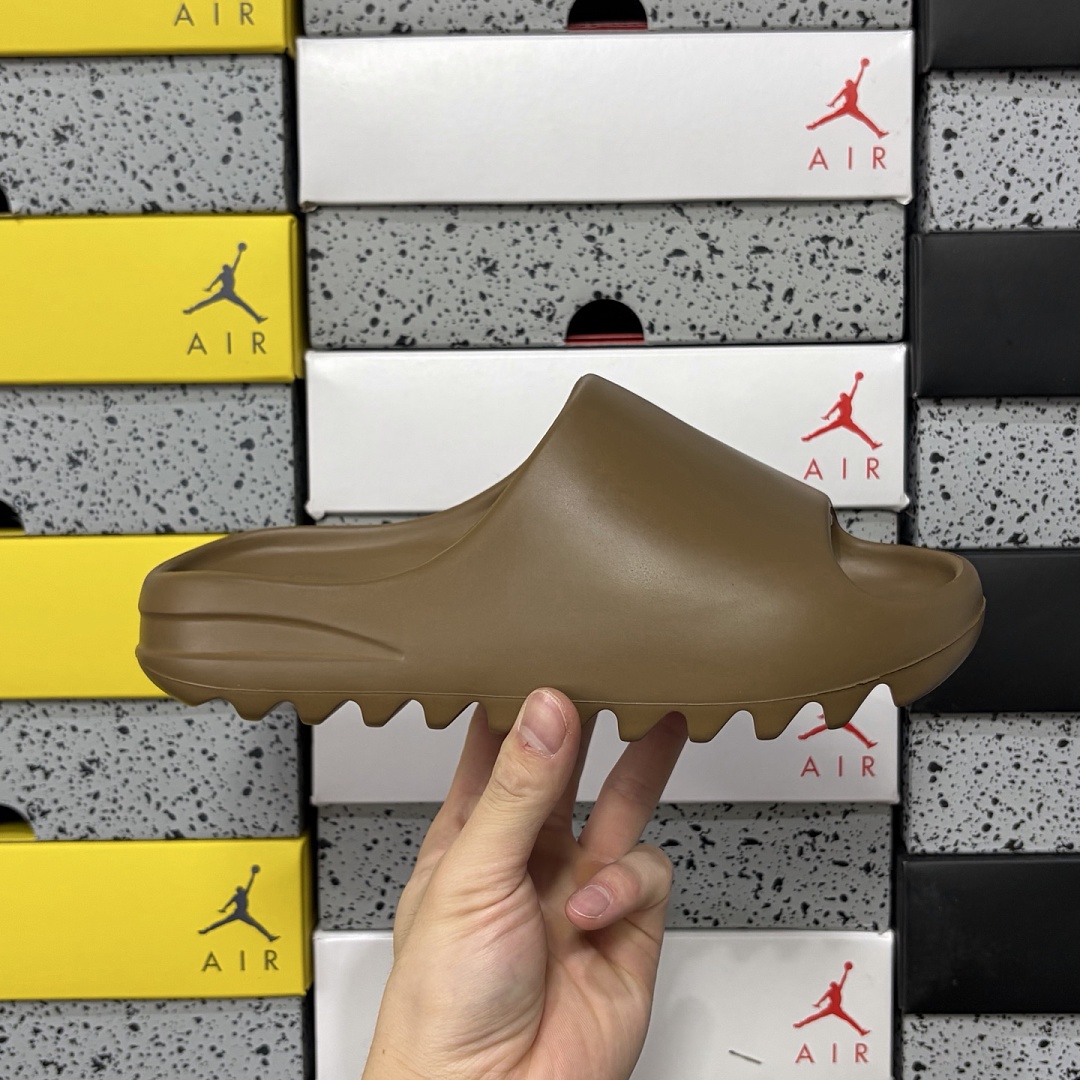 Adidas Yeezy Slide Core Slides - Image 3