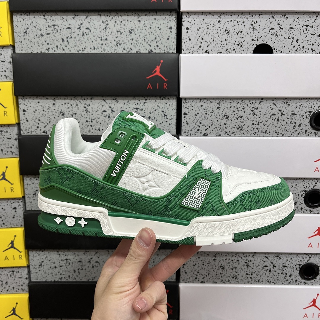 Louis Vuitton Trainer - Image 3