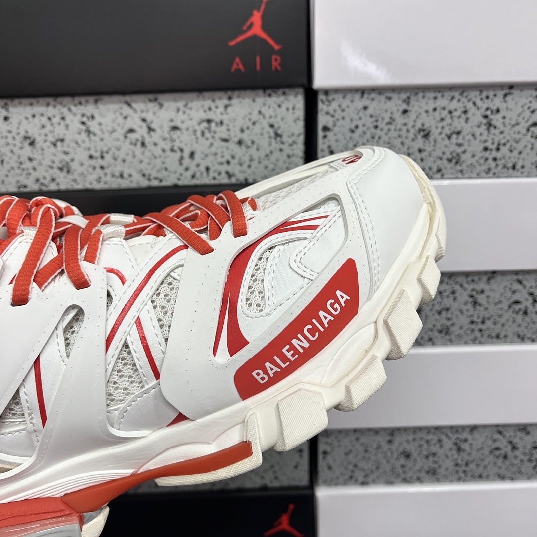 Balenciaga Track - Image 4
