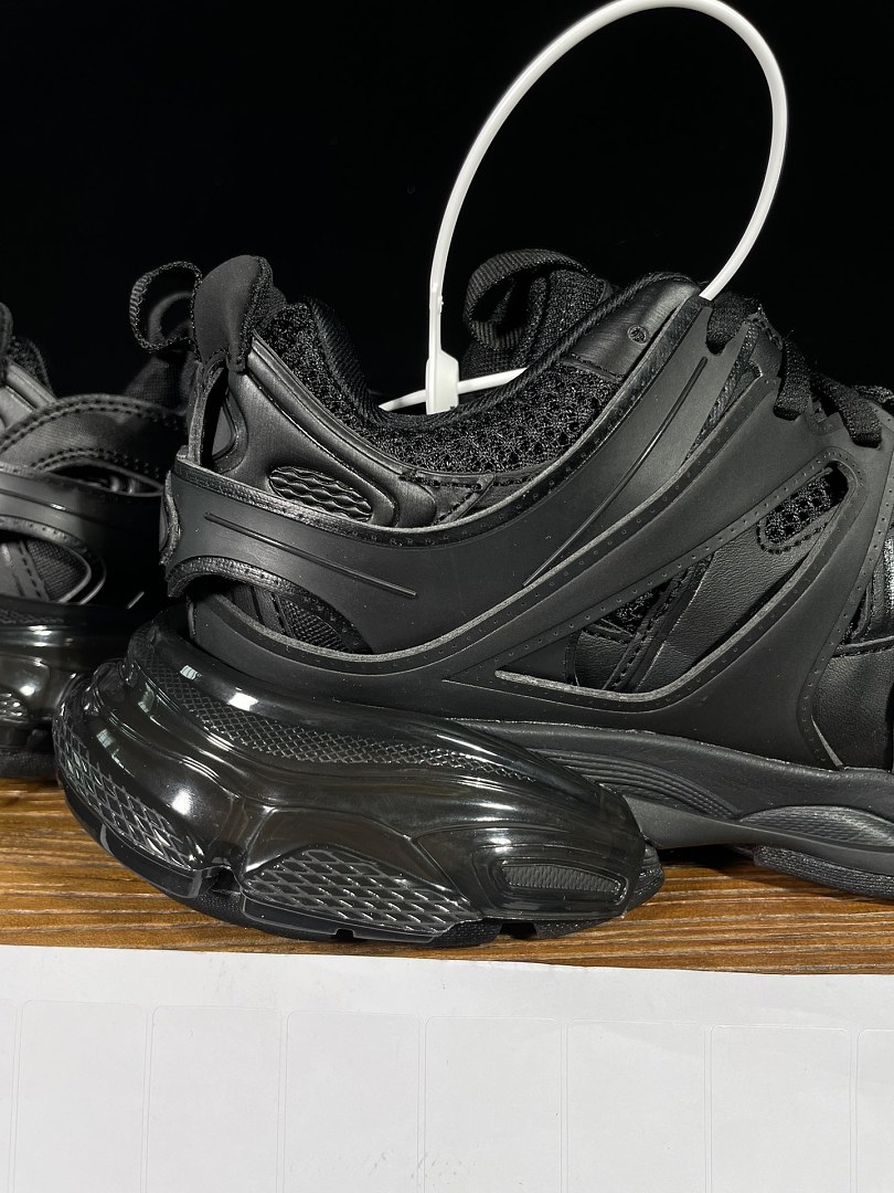 Balenciaga Track - Image 3