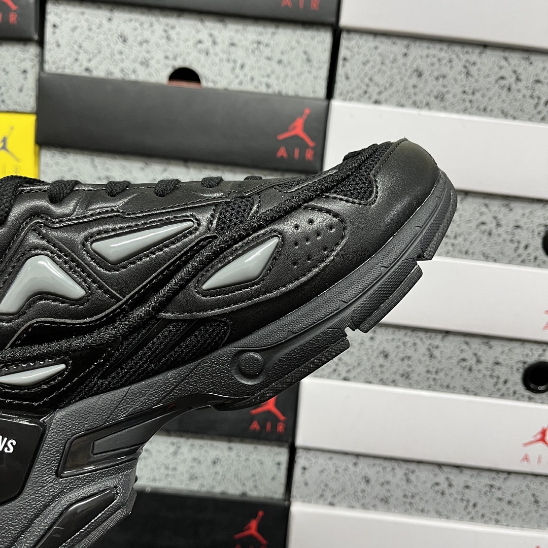 On Running Raf Simons Pharaxus - Image 5