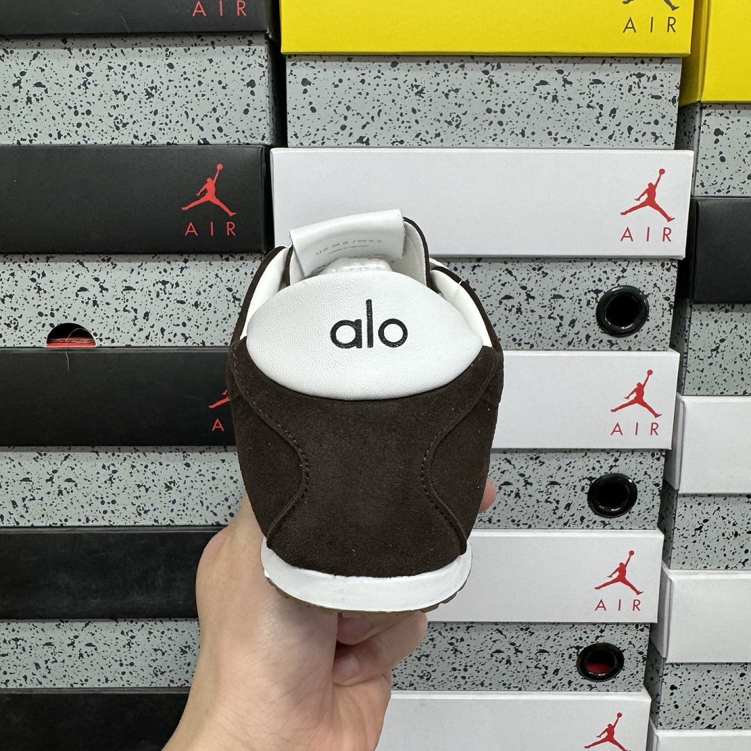 Alo Yoga Sunset Sneaker A0891U_DARKCOFFEE - Image 5