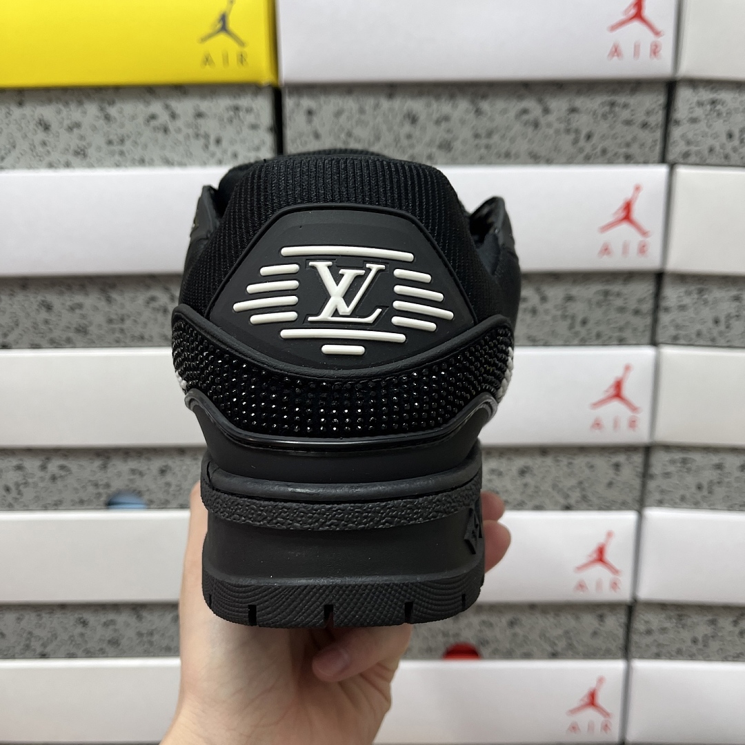 Louis Vuitton Trainer Maxi Rhinestone - Image 3