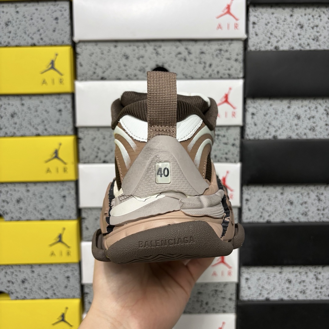Balenciaga Triple S 2 - Image 7