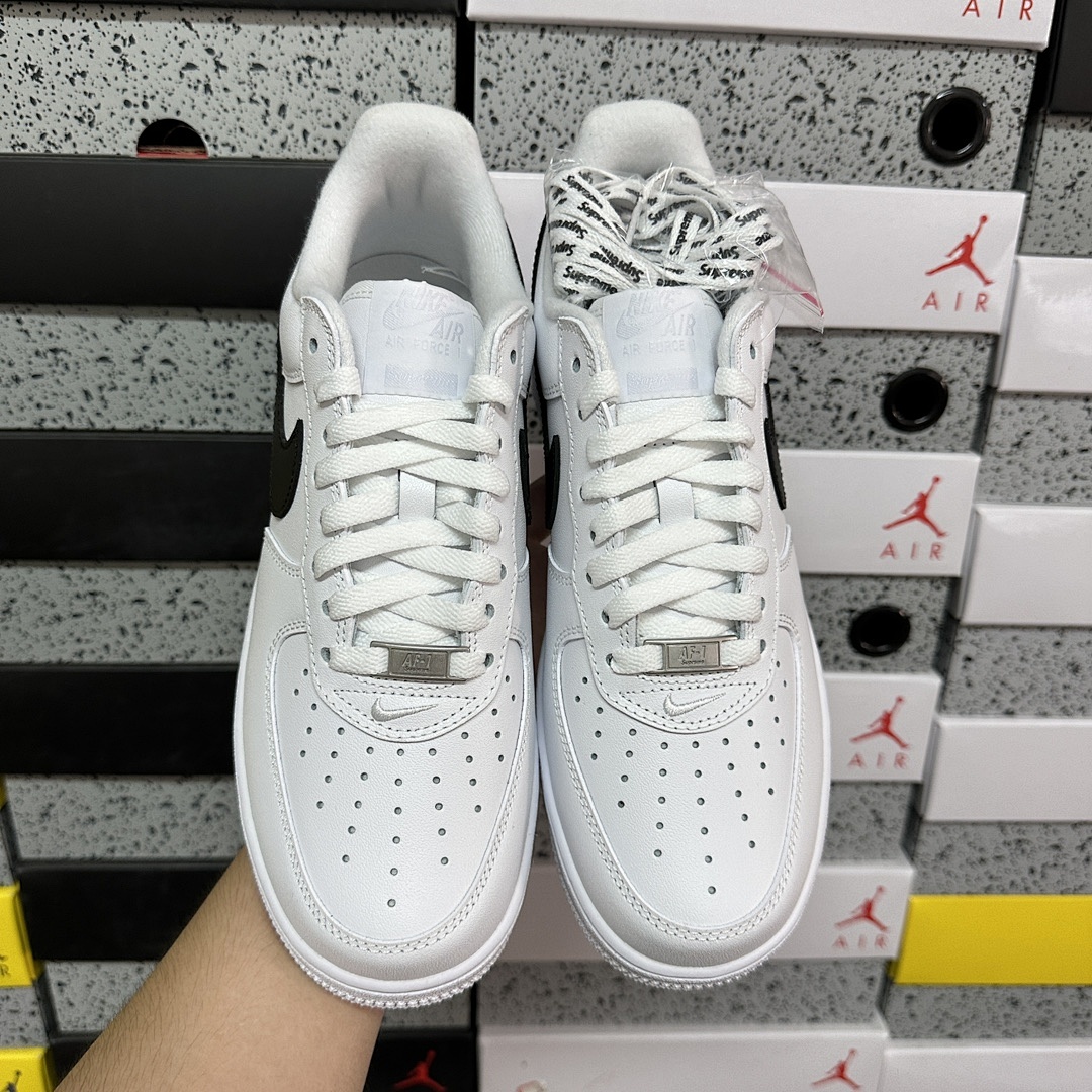 Nike Air Force 1 Low Supreme White Black Sup - Image 3