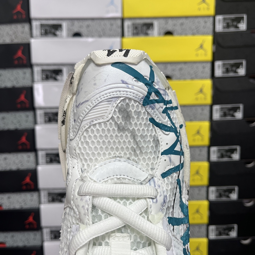 Balenciaga BLCG Runner 7.5 - Image 3