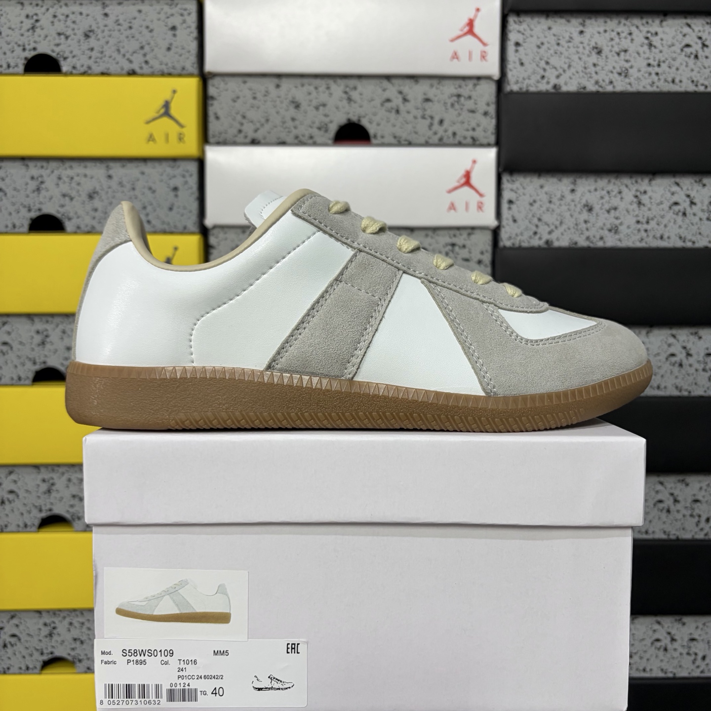 On Running Maison Margiela Replica - Image 13