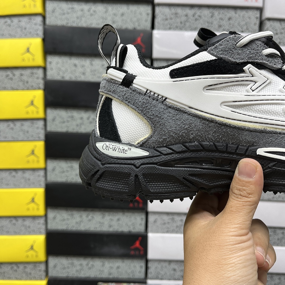 Off-White Be Right Back - Image 3