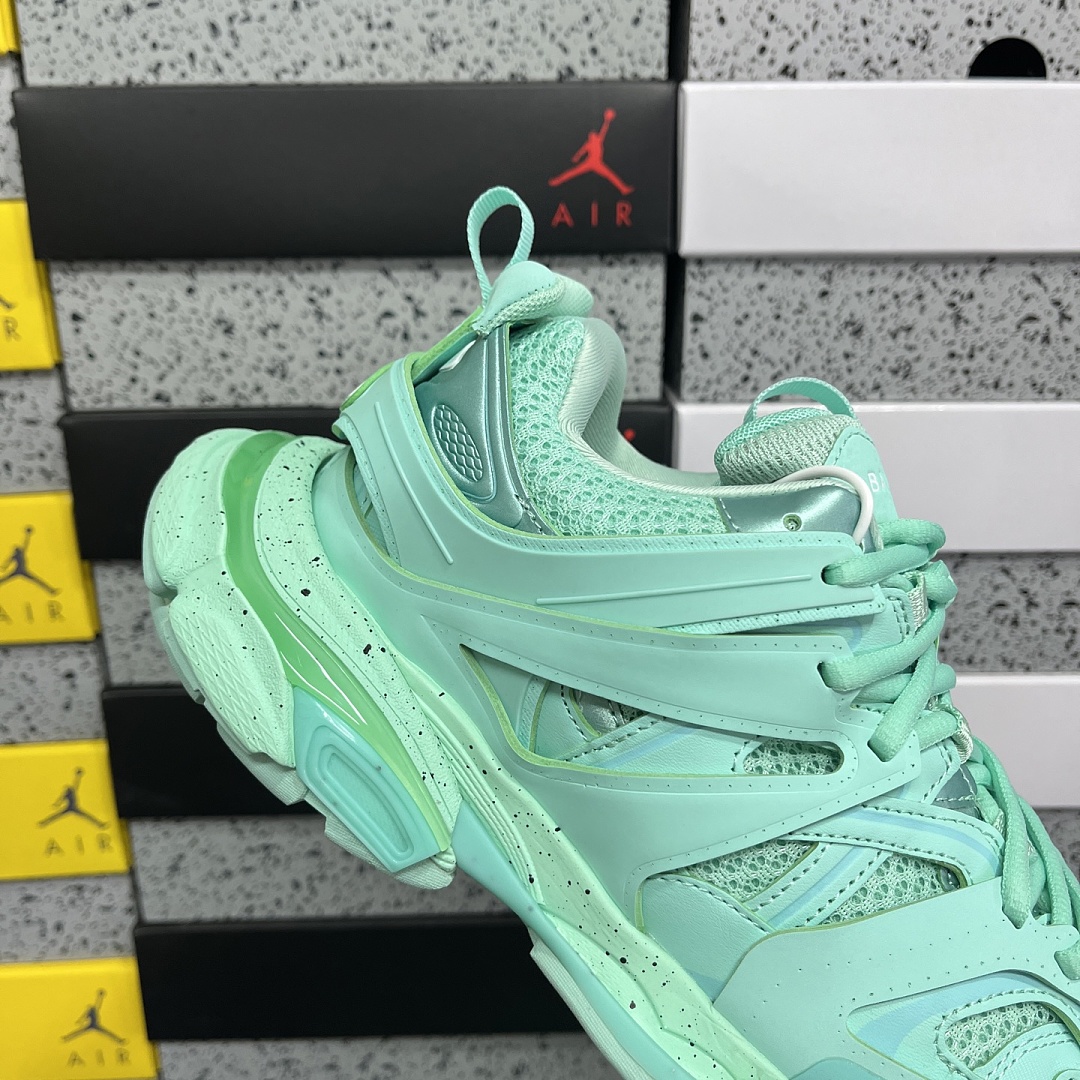 Balenciaga Track - Image 5