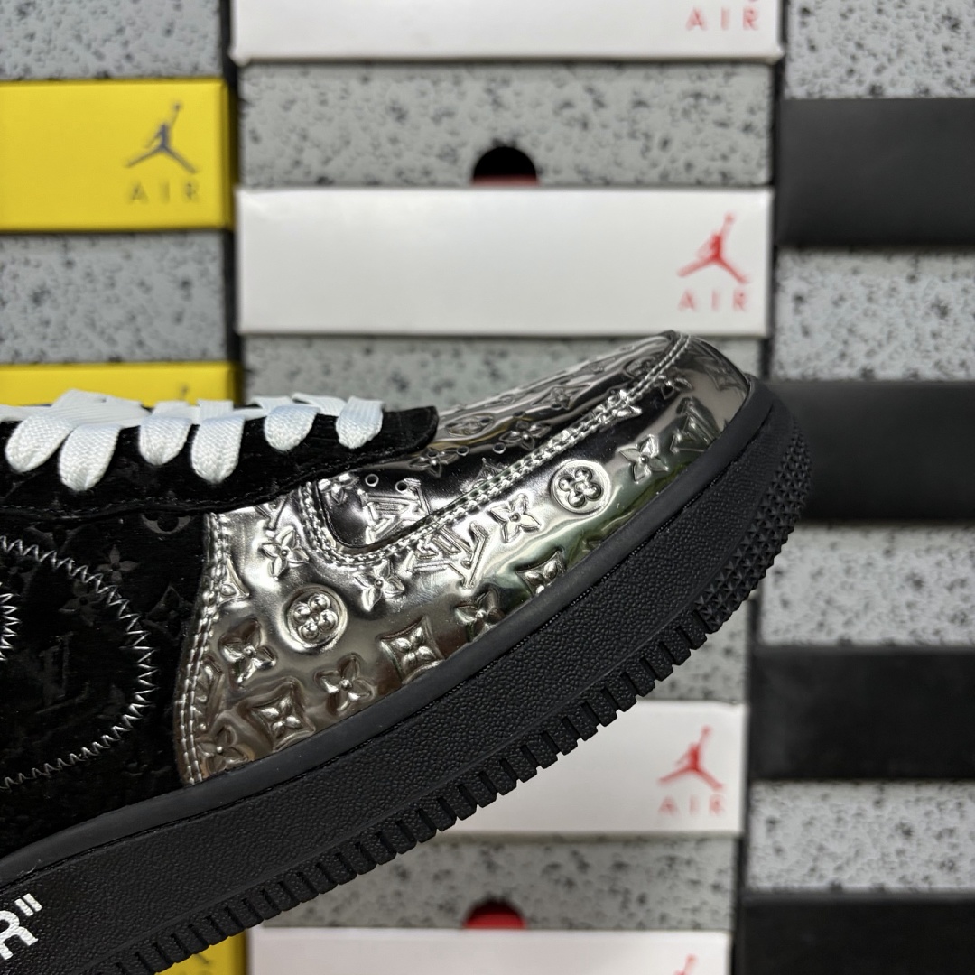 Louis Vuitton By Virgil Abloh Collab (Gold Silver) - Image 2