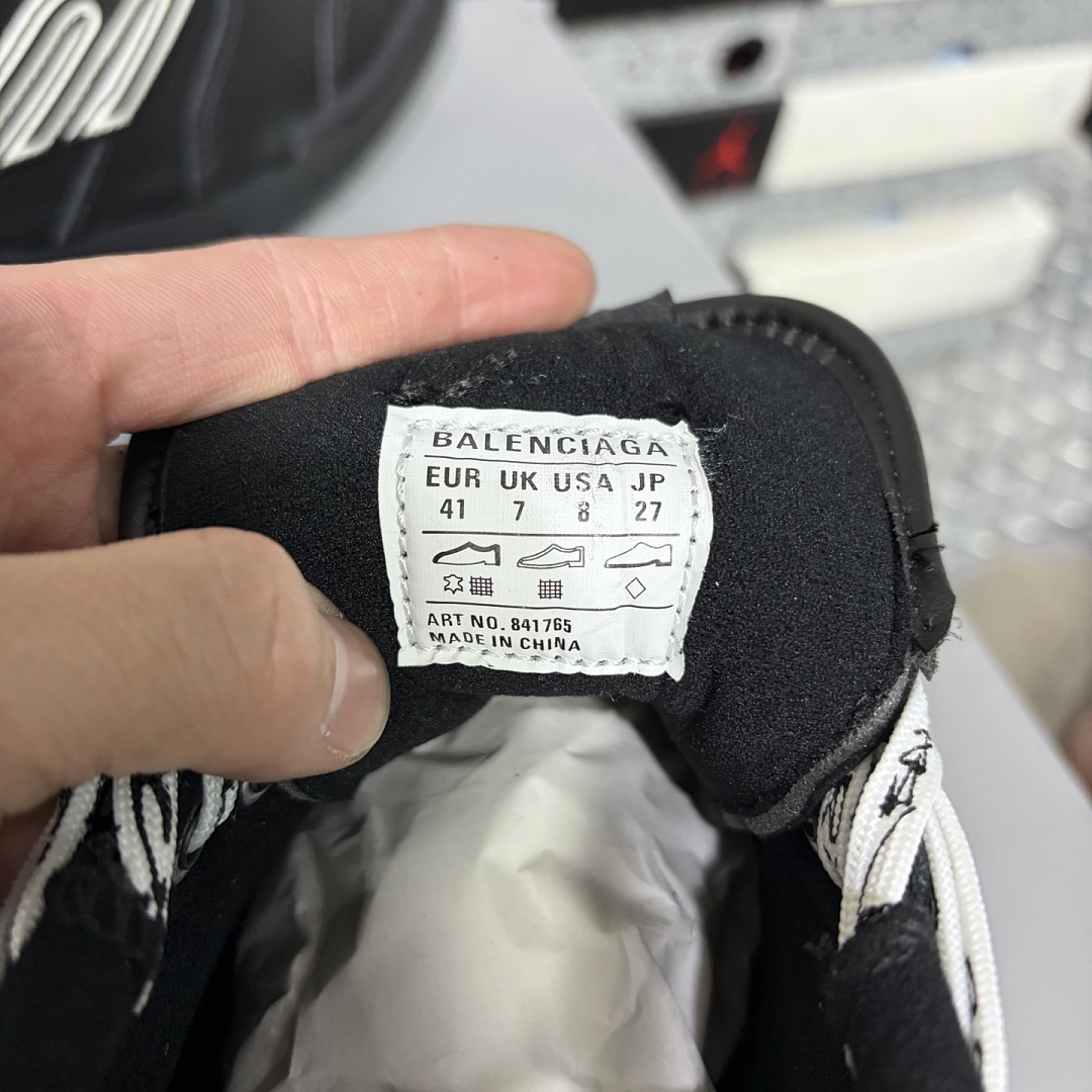 Balenciaga Hamptons Sneakers 1000 - Image 12