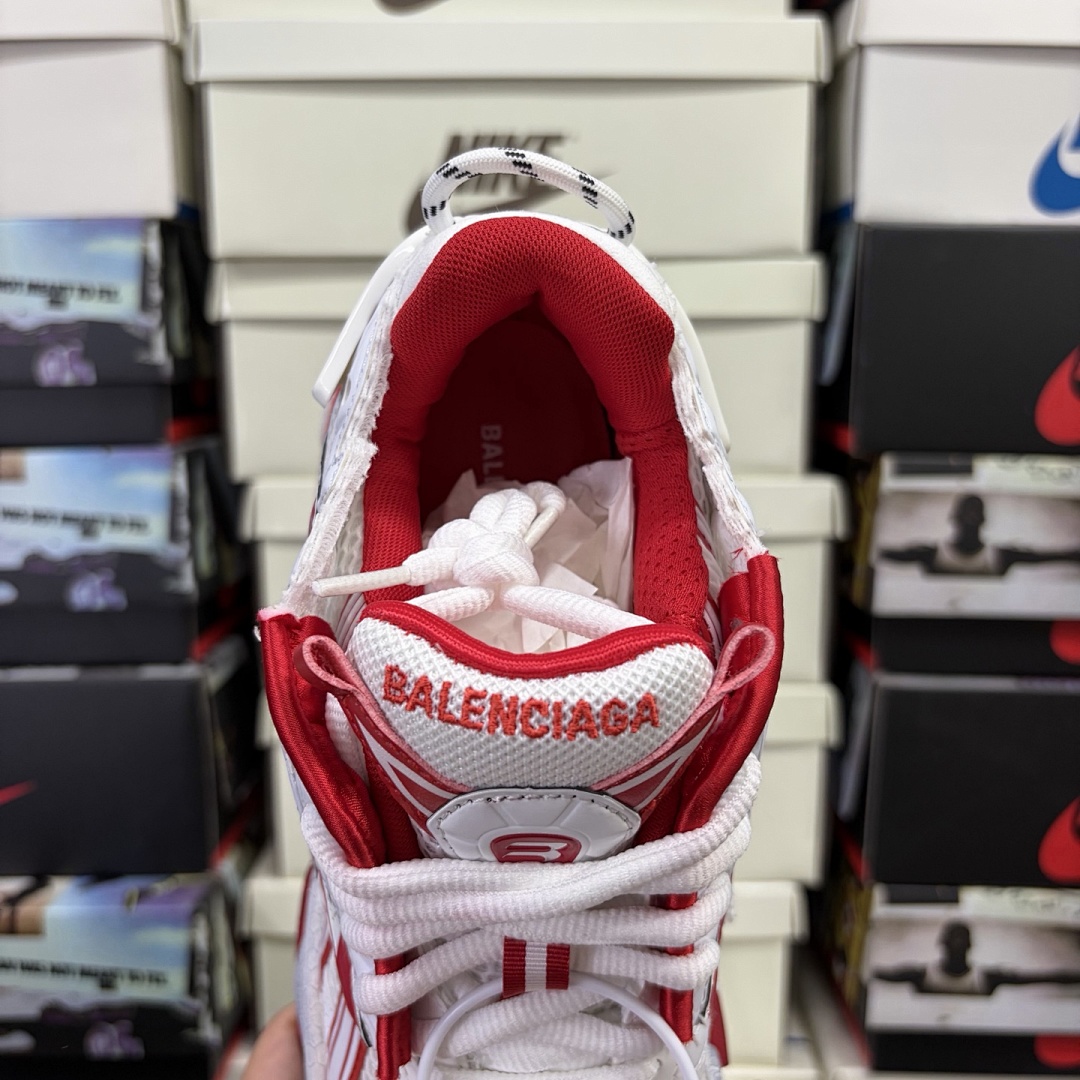 Balenciaga BLCG Runner7.0 - Image 47