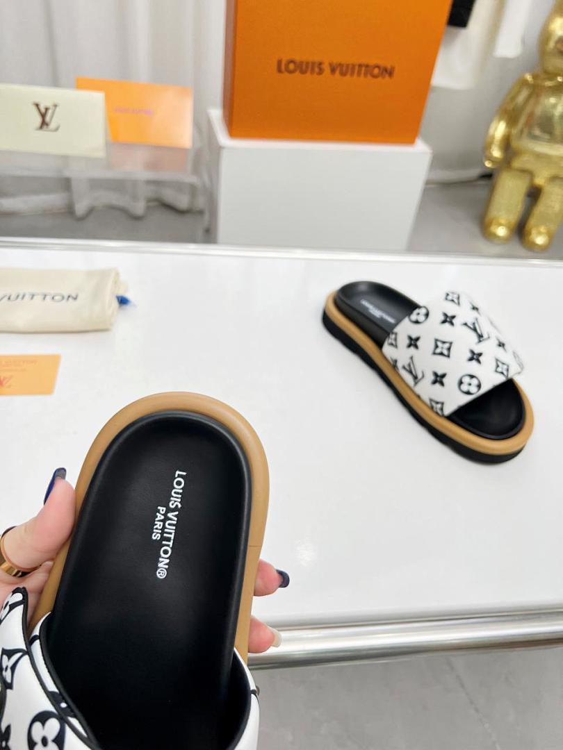 Louis Vuitton Velcro Slippers - Image 3