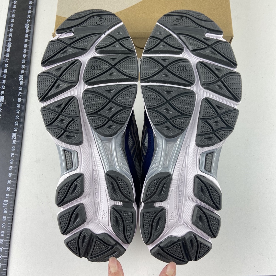ASICS Gel-NYC Yankees NYC (Grey Blue) - Image 7
