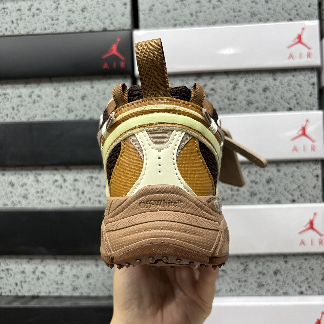 Off-White Be Right Back - Image 8