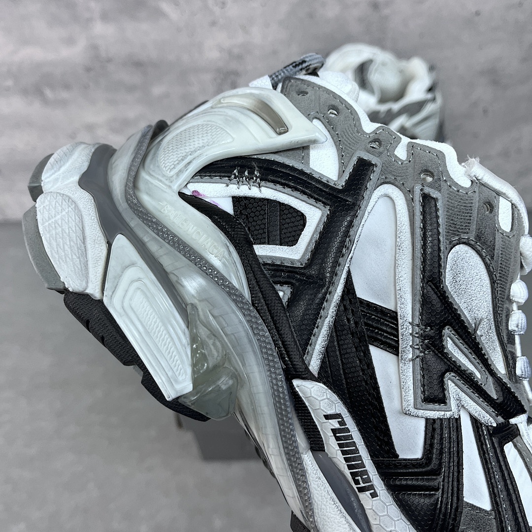 Balenciaga Runner - Image 5