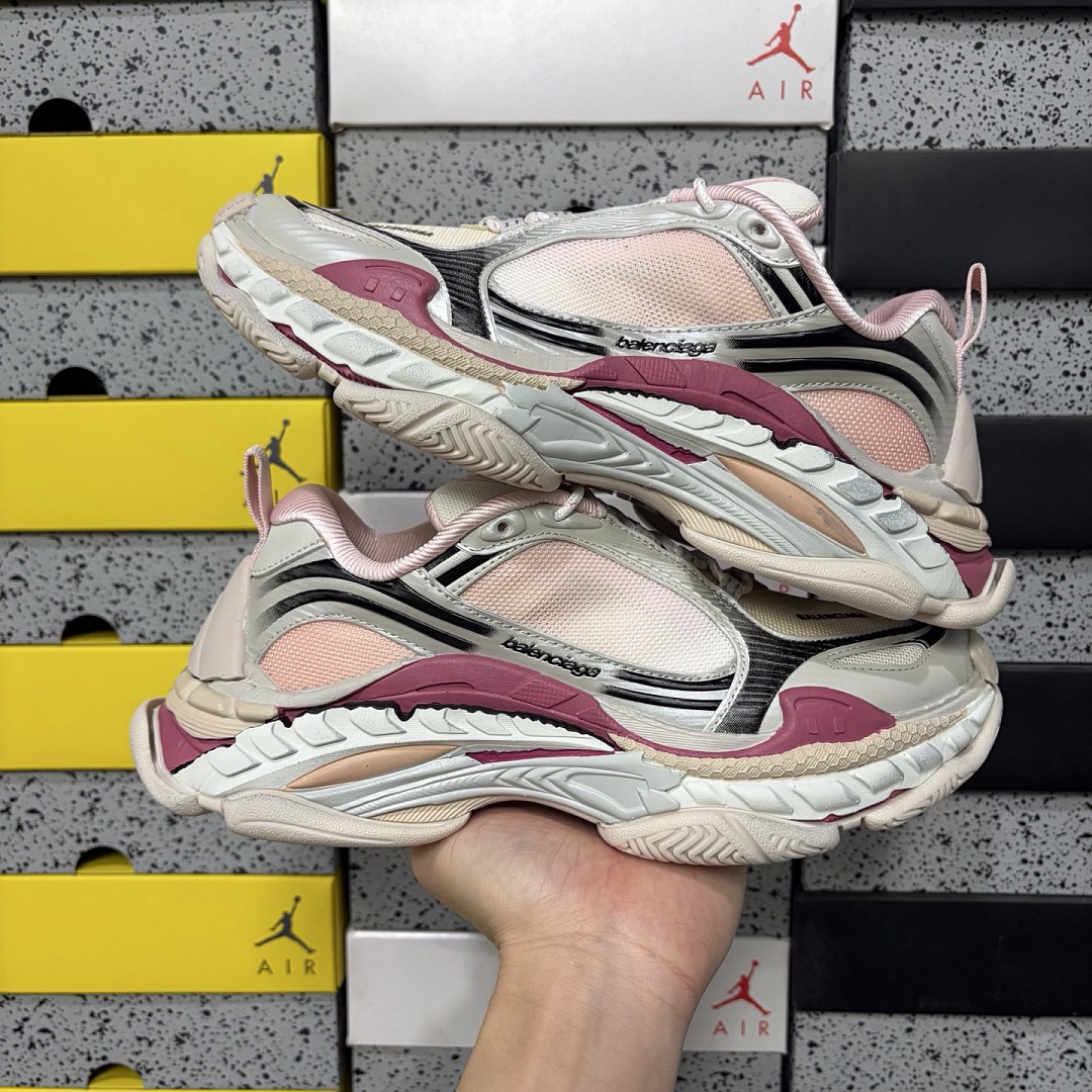 Balenciaga Triple S 2 - Image 9