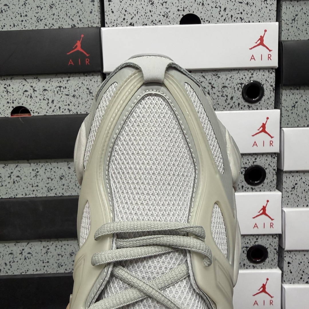 New Balance 9060 - Image 6