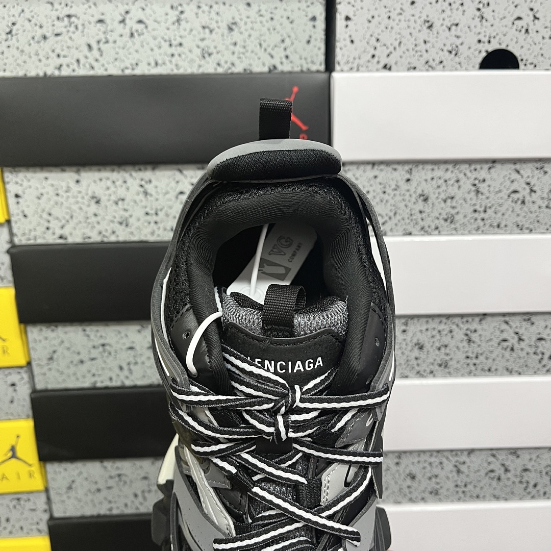 Balenciaga Track - Image 6
