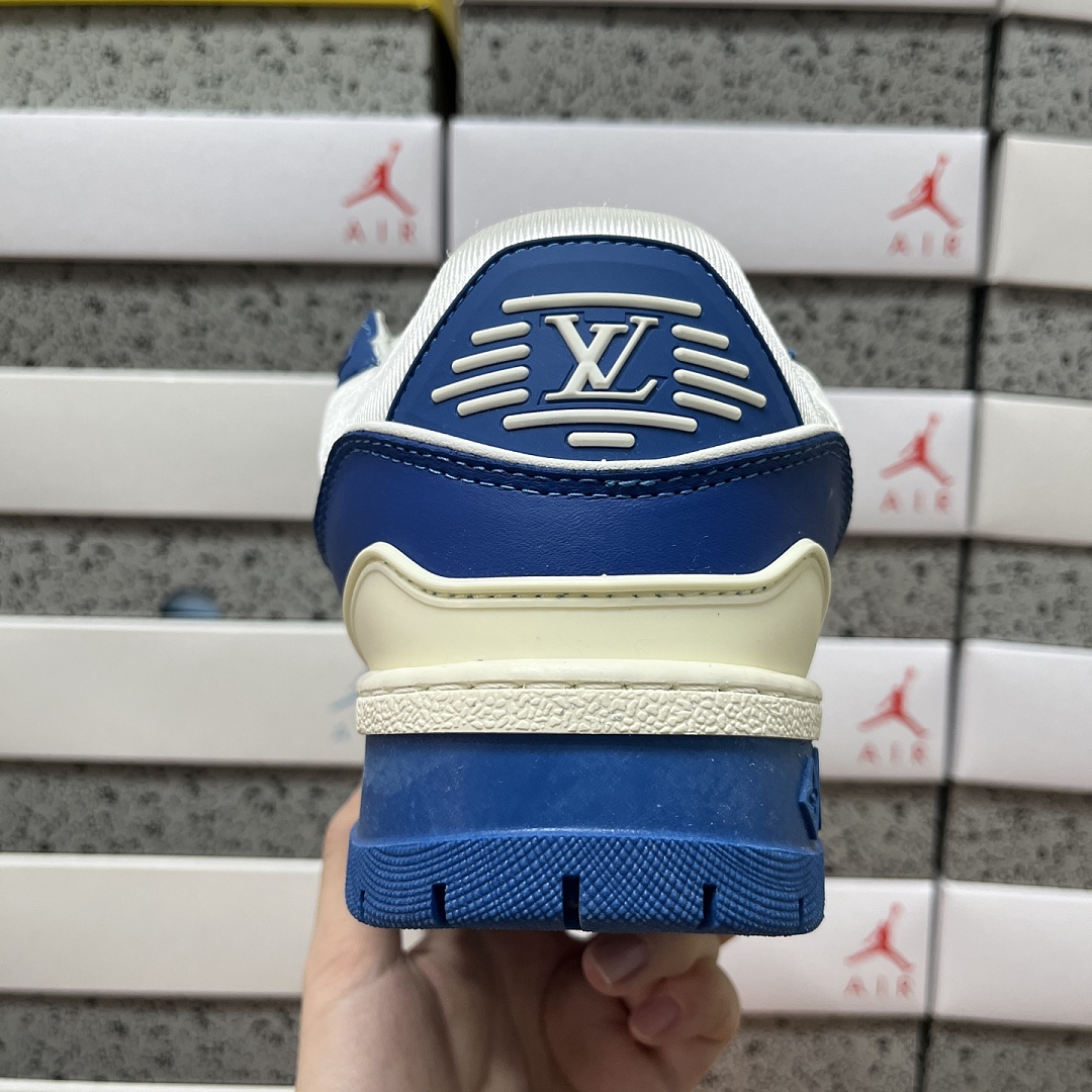 Louis Vuitton Trainer Maxi (Light Blue) - Image 8